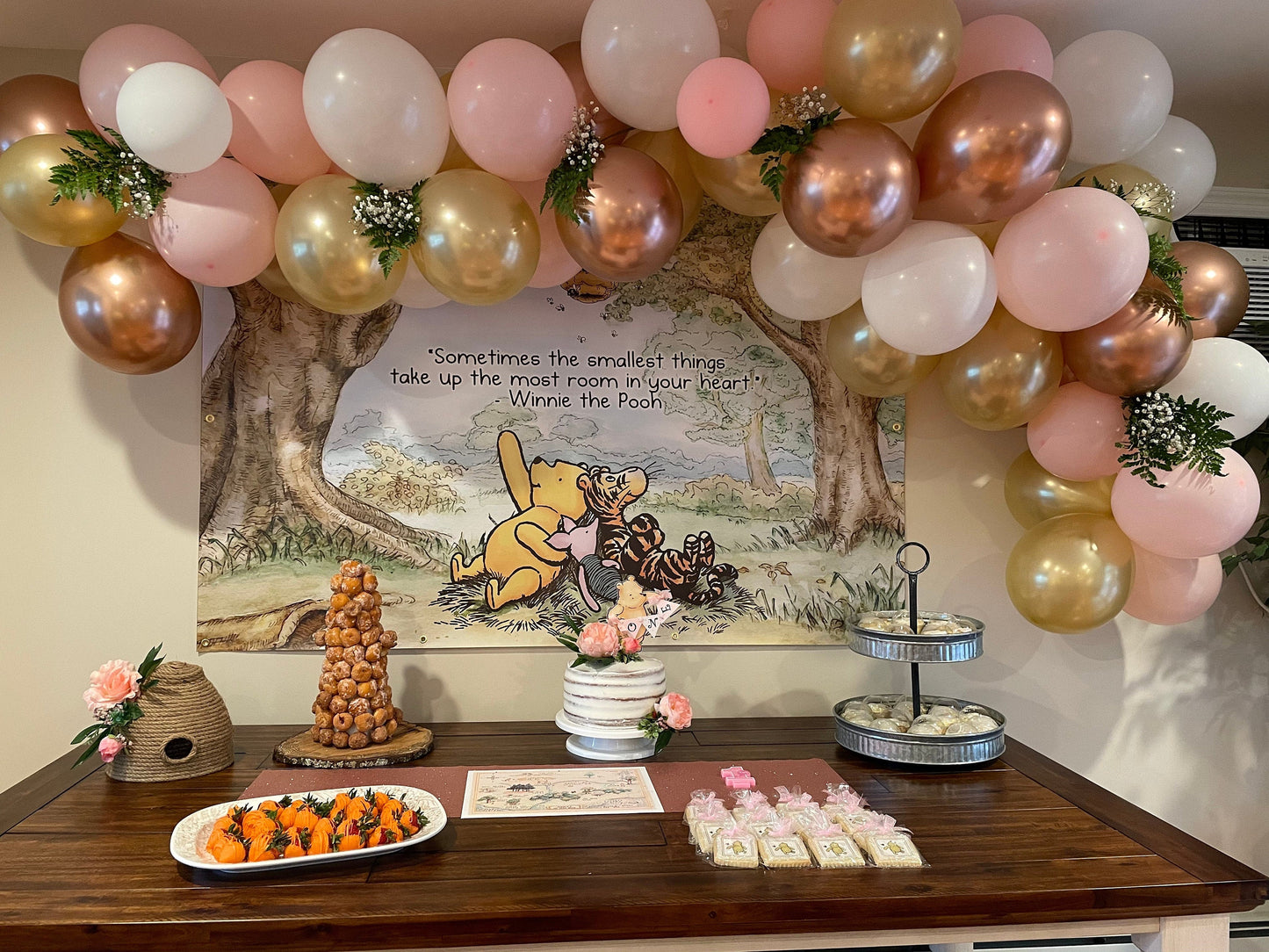 72"x48" Classic Winnie The Pooh Backdrop Background in DIGITAL FILE / Instant Download/ Sometimes the smallest things take up the most room - spikes.digitalshop