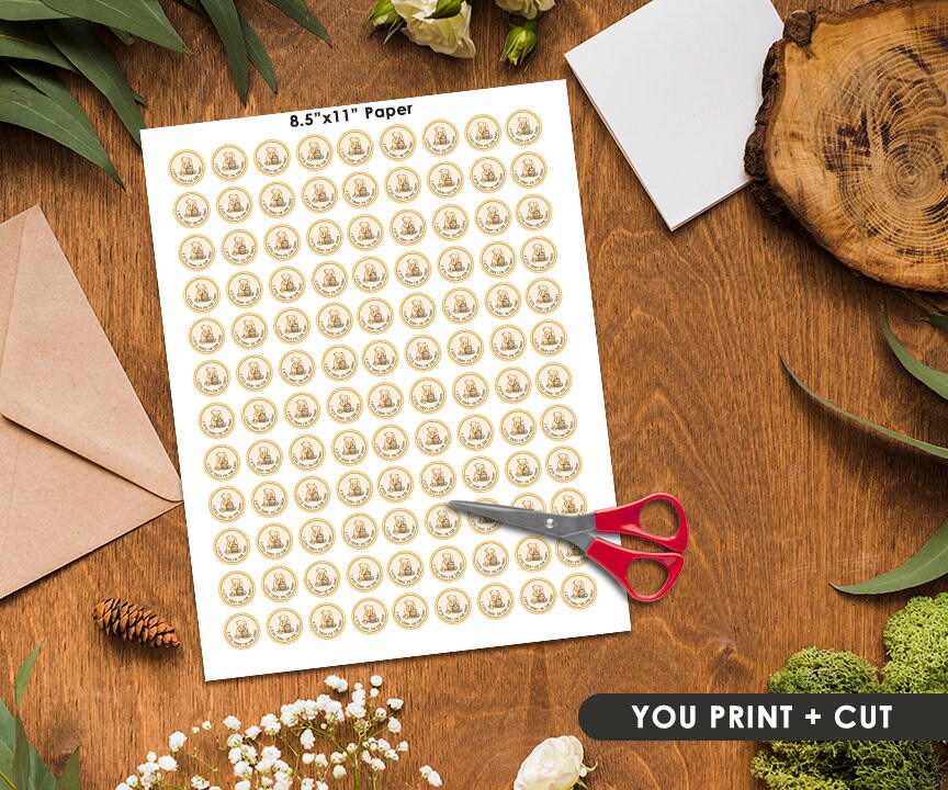 Download in Seconds! Kisses Label / A Little Yummy for Your Tummy Circle Tag Sticker Label / Classic Winnie The Pooh/ Instant Download - spikes.digitalshop