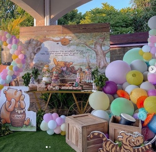 72"x48" Classic Winnie The Pooh Backdrop Background in DIGITAL FILE / Instant Download/ Sometimes the smallest things take up the most room - spikes.digitalshop