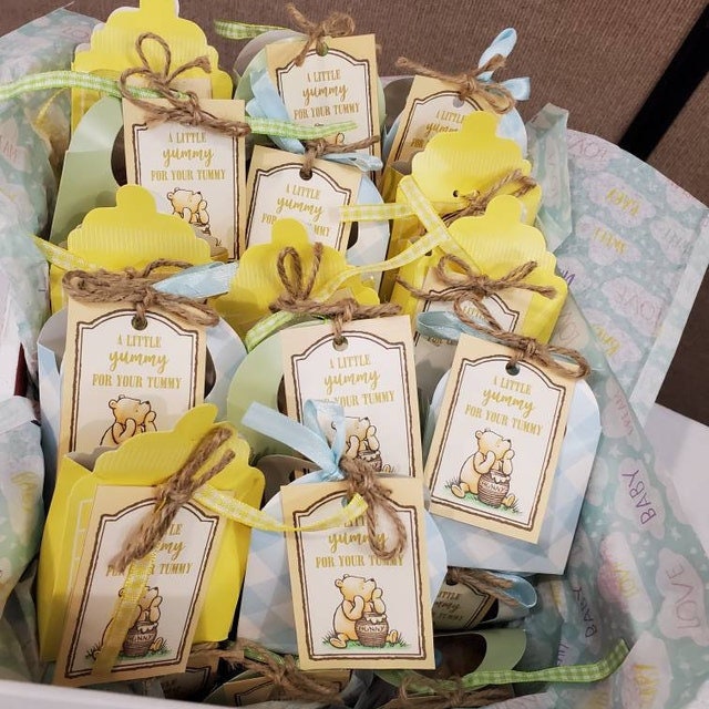 A Little Yummy for Your Tummy Tag / Classic Winnie The Pooh Favor Tags / Baby Shower or Birthday / Instant Download - spikes.digitalshop